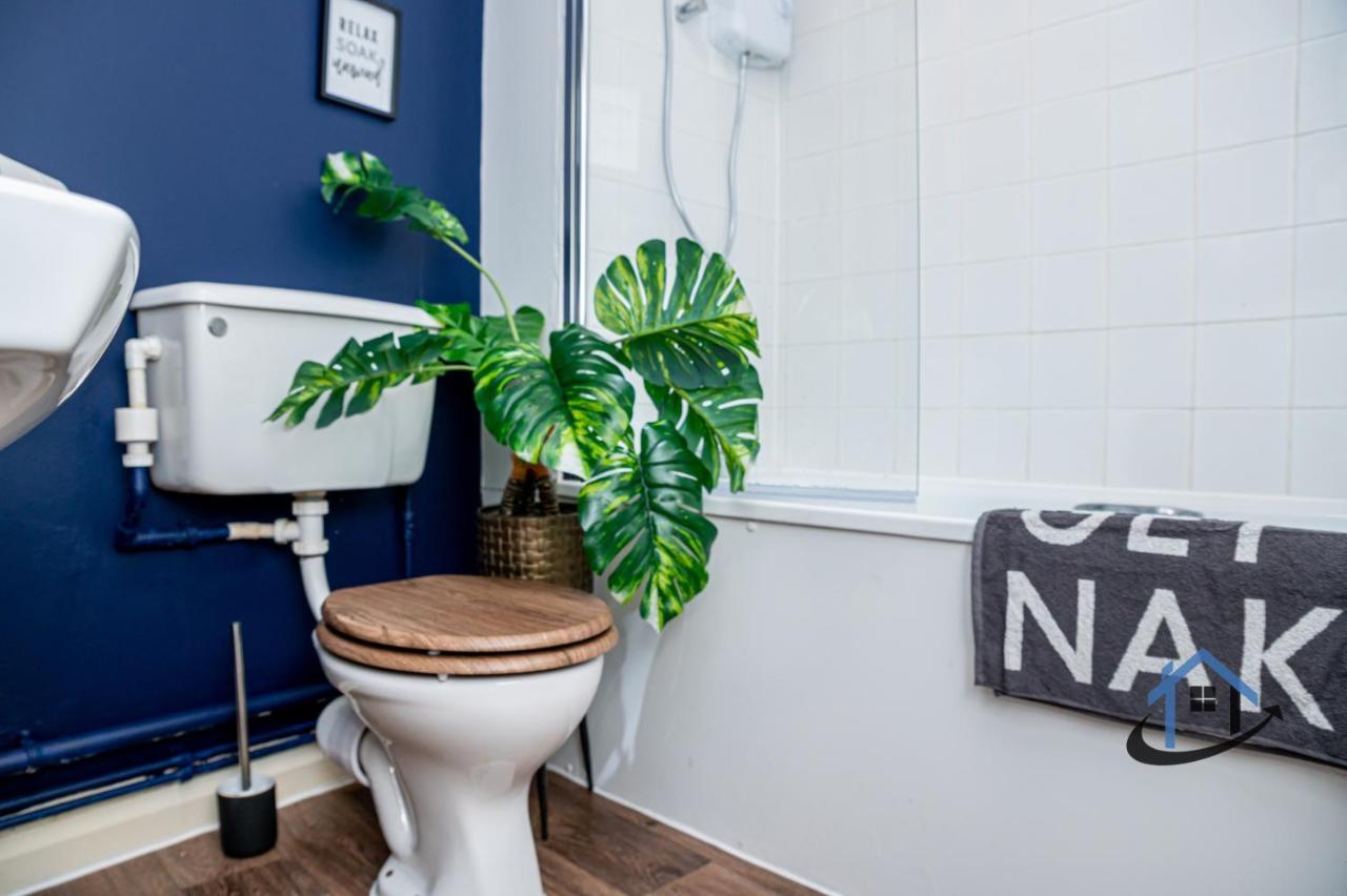 Flat 5, Super King Bed, Free Parking, Workspace, Free Wi-Fi Nottingham Extérieur photo